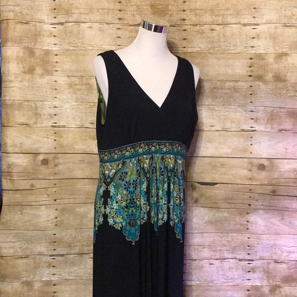 Sandra Darren Dresses & Skirts - Maxi dress